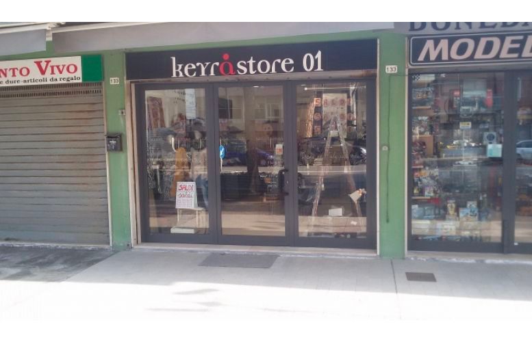 Affittasi ampio negozio in zona centrale Affitto Cesenatico Affittasi ampio negozio in zona centrale