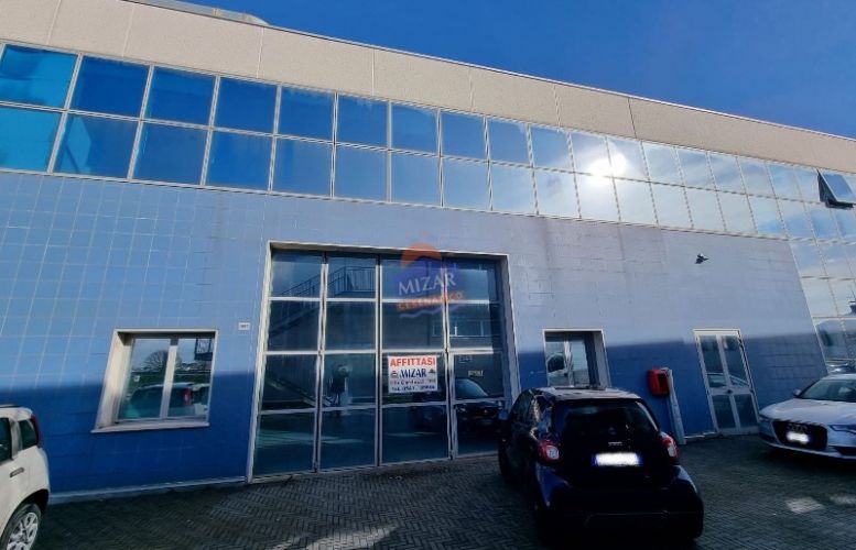 Affittasi capannone in zona strategica a Cesenatico Affitto Cesenatico Affittasi capannone in zona strategica a Cesenatico