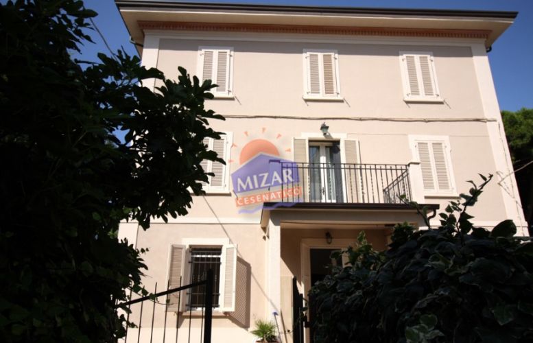 Appartamento in villa storica vendita Cesenatico