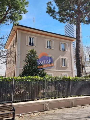 Appartamento in villa storica vendita Cesenatico
