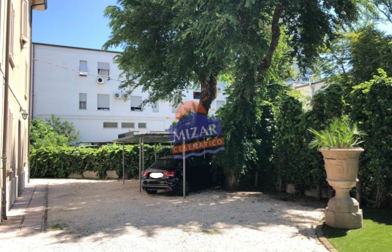 Appartamento in villa storica vendita Cesenatico